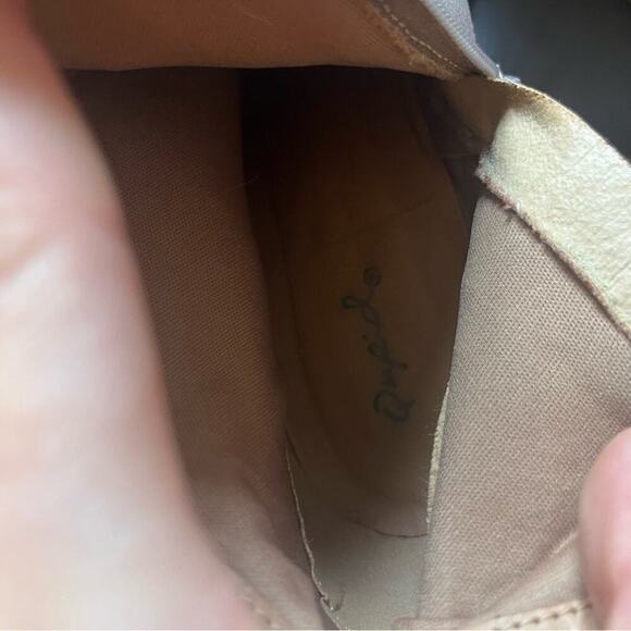 Qupid cream faux suede embroidered rose ankle heel boots - Picture 3 of 10